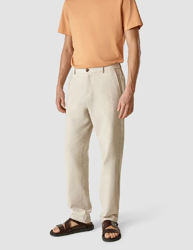 Shop stylish, comfortable men’s clothing at discounted prices. Linen Pants Relaxed Fit Sandshell Shop stylish, comfortable men’s clothing at discounted prices. Linen Pants Relaxed Fit Sandshell