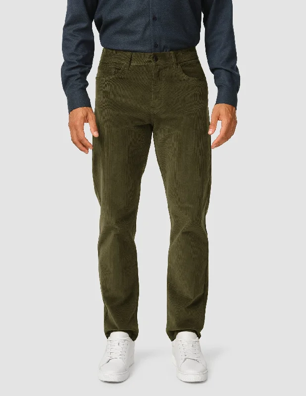 Shop men’s fashion for less – prices slashed on select items.  Corduroy Pants Nightfall Green
