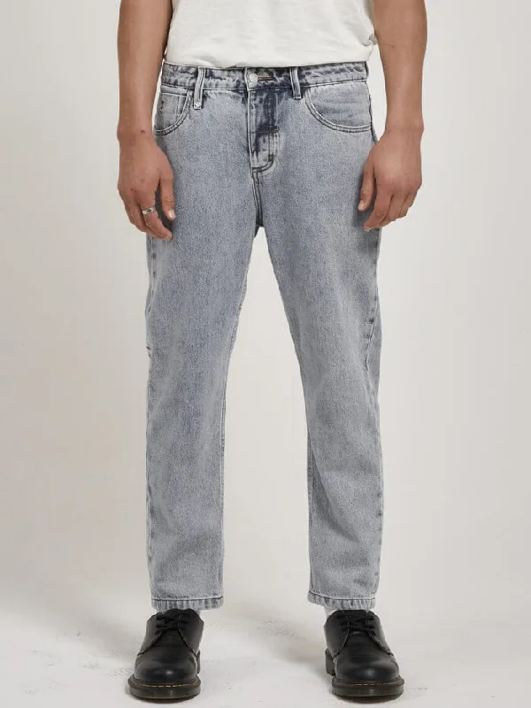 Shop affordable clothing for every season – Big savings this weekend only! Chopped Denim Jean - Garage Blue Shop affordable clothing for every season – Big savings this weekend only! Chopped Denim Jean - Garage Blue
