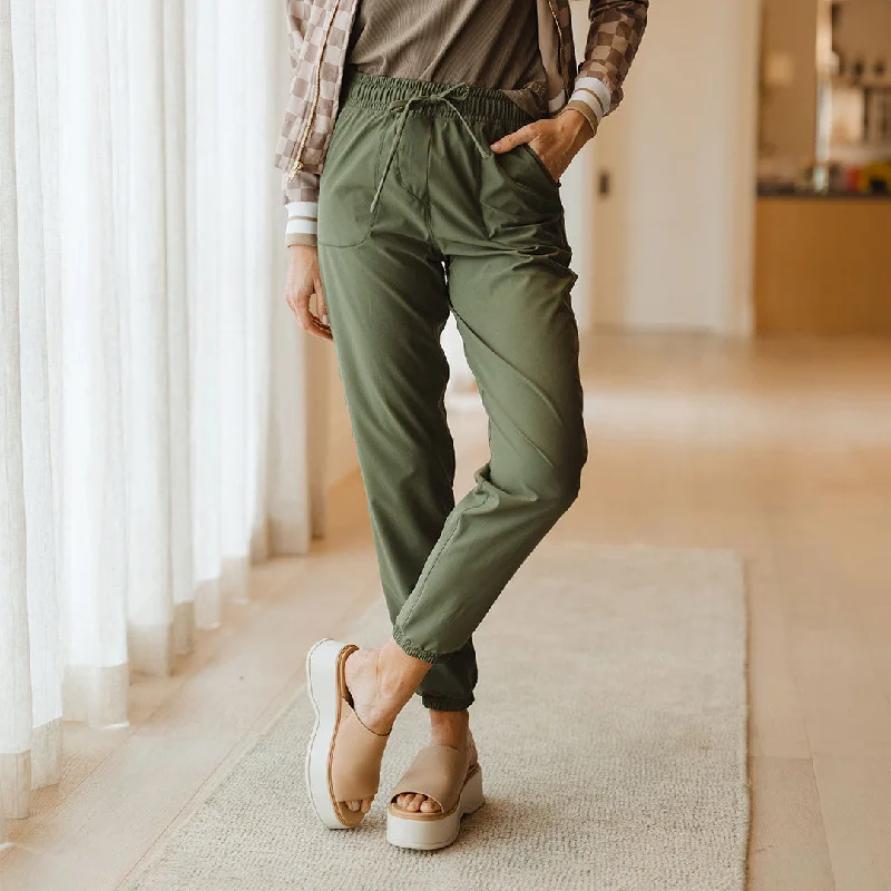 Special offers on the latest clothing collections – Don’t miss out! Everywhere Joggers, Sage Special offers on the latest clothing collections – Don’t miss out! Everywhere Joggers, Sage