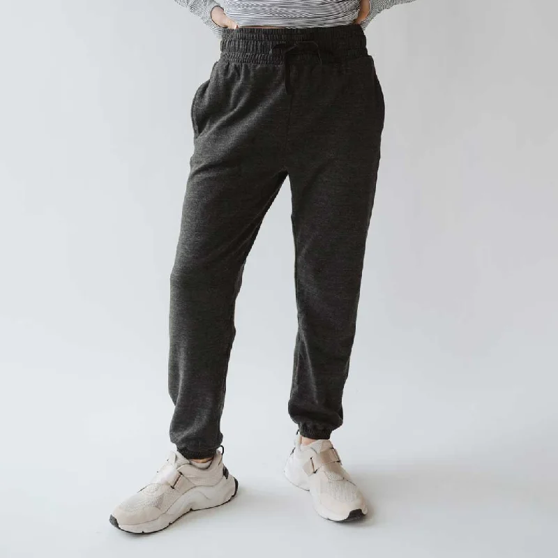Shop the best in men’s fashion for less – limited-time sale! Campus Joggers, Charcoal Shop the best in men’s fashion for less – limited-time sale! Campus Joggers, Charcoal