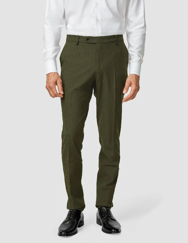 Massive discounts on all clothing items – Shop now for the best prices. Essential Suit Pants Slim Moss Green Pinstripe Massive discounts on all clothing items – Shop now for the best prices. Essential Suit Pants Slim Moss Green Pinstripe