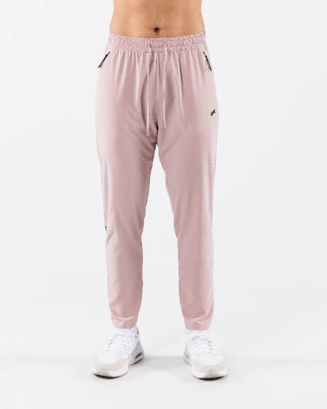 Shop the look you love at prices you’ll love even more! Swift Training Pant - Porcelain Shop the look you love at prices you’ll love even more! Swift Training Pant - Porcelain