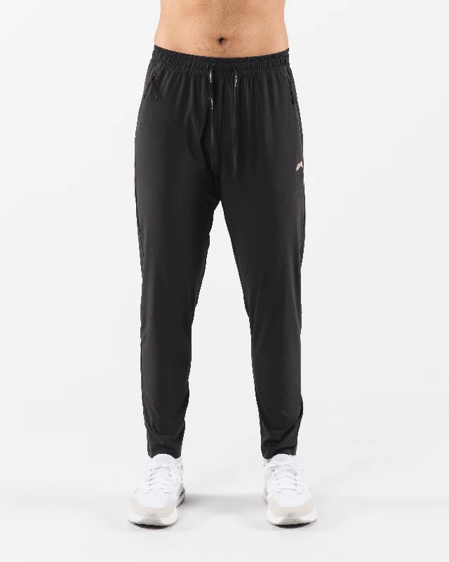 Update your look for less with men’s clothing on sale. Swift Training Pant - Pebble Update your look for less with men’s clothing on sale. Swift Training Pant - Pebble