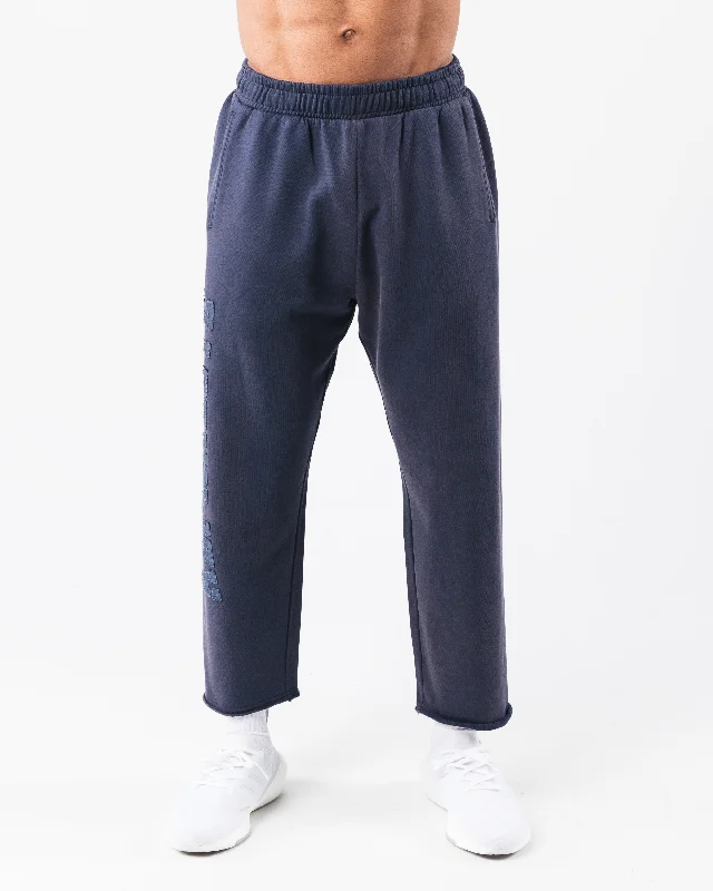 Limited-time offer – Shop top-rated clothing with massive discounts! Sunfade Pant - Nocturnal Limited-time offer – Shop top-rated clothing with massive discounts! Sunfade Pant - Nocturnal