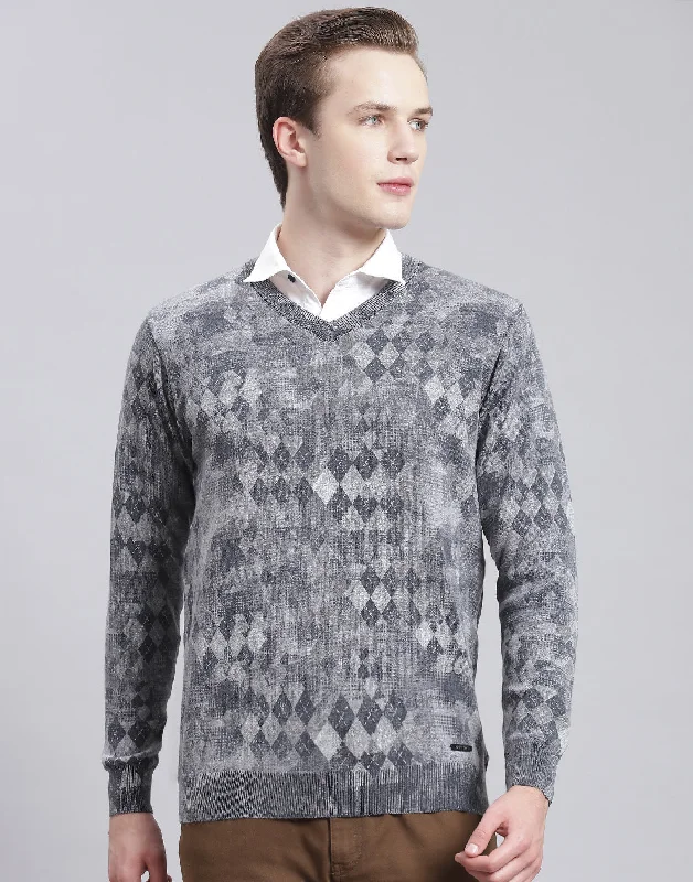 Limited-time offer – Shop top-rated clothing with massive discounts! Men Grey Self Design V Neck Full Sleeve Sweater Limited-time offer – Shop top-rated clothing with massive discounts! Men Grey Self Design V Neck Full Sleeve Sweater