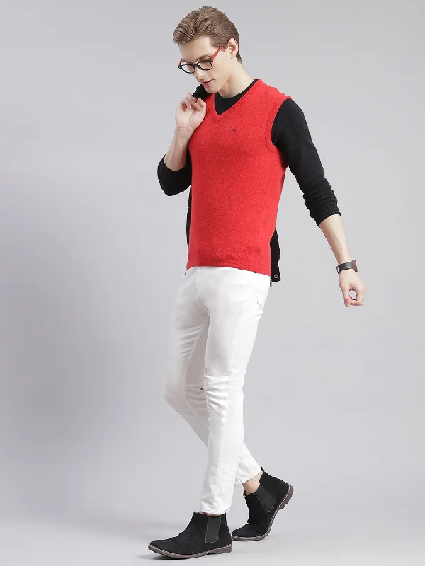 Get trendy clothes for less – Big savings on fashion basics! Men Red Solid V Neck Sleeveless Sweaters/Pullovers Get trendy clothes for less – Big savings on fashion basics! Men Red Solid V Neck Sleeveless Sweaters/Pullovers