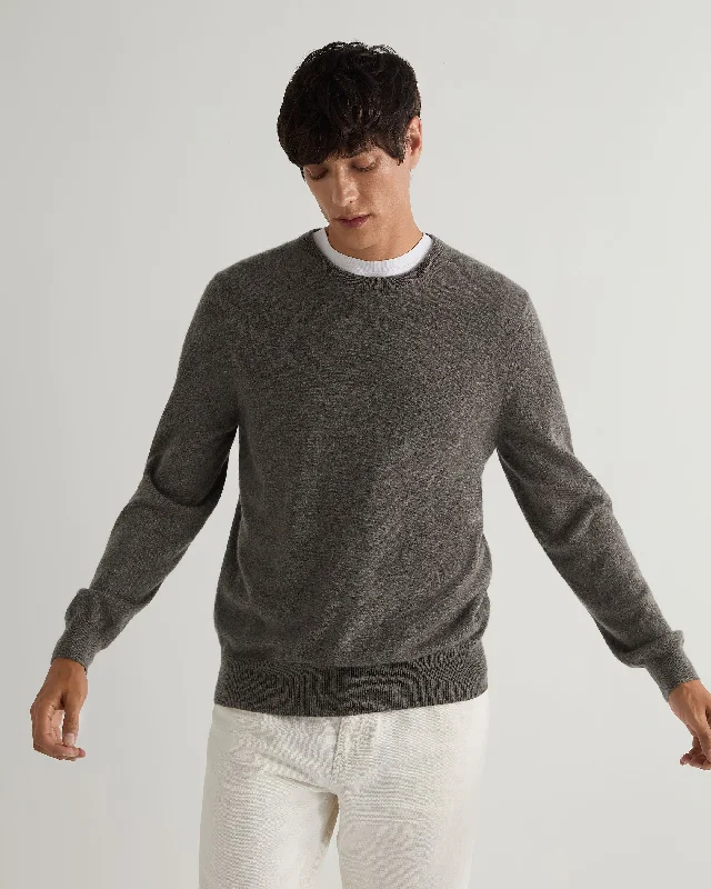 Special offers on the latest clothing collections – Don’t miss out! Men's Oxford Round Neck Cashmere Sweater Wood Smoke Brown Special offers on the latest clothing collections – Don’t miss out! Men's Oxford Round Neck Cashmere Sweater Wood Smoke Brown