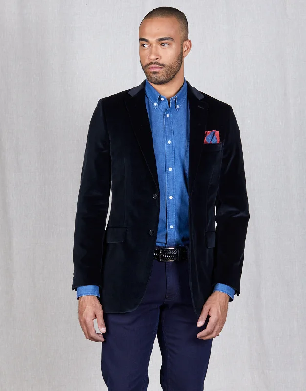 Save on men’s formal wear – perfect for your next event!  Cooper Black Velvet Blazer