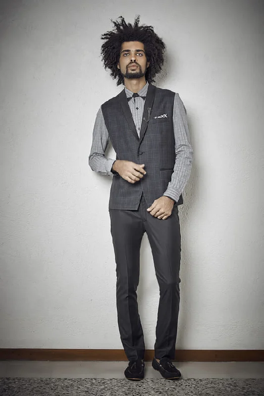 Refresh your wardrobe with the best deals on men's fashion. Checked Sleeveless Jacket - Copperfield Refresh your wardrobe with the best deals on men's fashion. Checked Sleeveless Jacket - Copperfield
