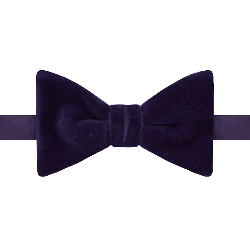 Big discounts – don’t miss out!  Purple Velvet Pre-Tied Bow Tie