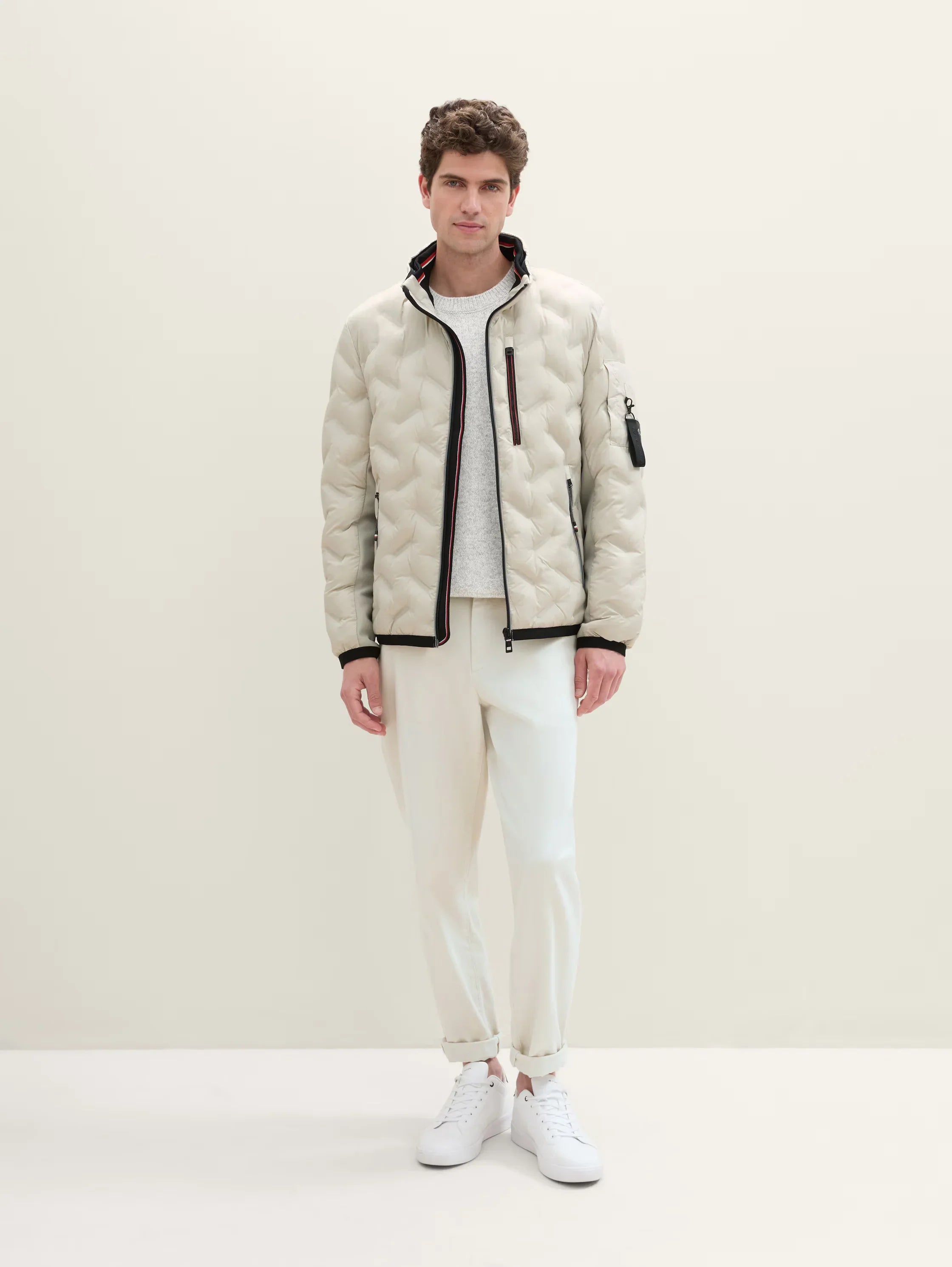 Flash sale: Men’s clothing essentials at irresistible prices! Tom Tailor Hybrid Beige Jacket Flash sale: Men’s clothing essentials at irresistible prices! Tom Tailor Hybrid Beige Jacket