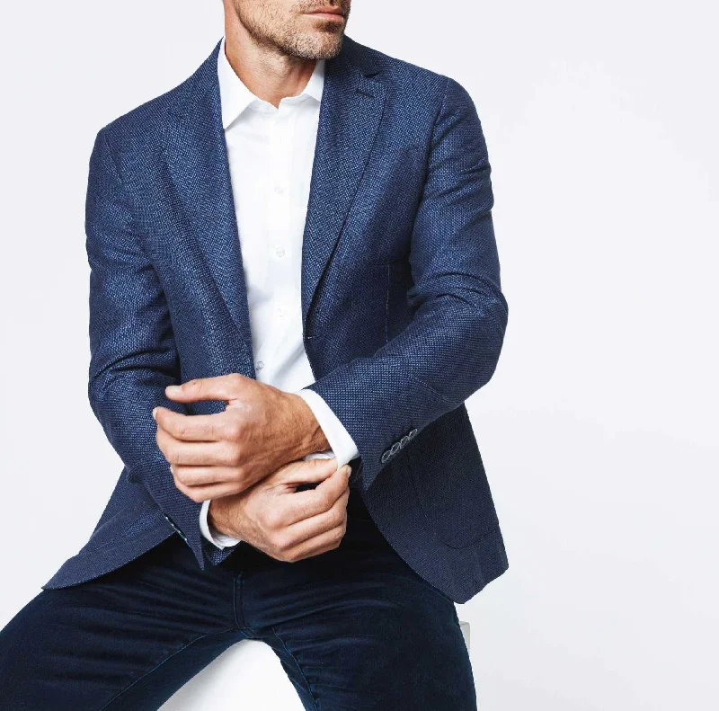 Shop online now for exclusive savings on men’s  clothing.  Veste casual