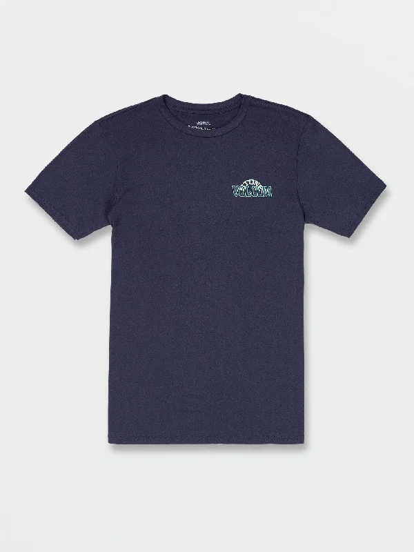Shop the latest fashion trends with huge savings on all clothing. Chimney Short Sleeve Tee - Navy Shop the latest fashion trends with huge savings on all clothing. Chimney Short Sleeve Tee - Navy