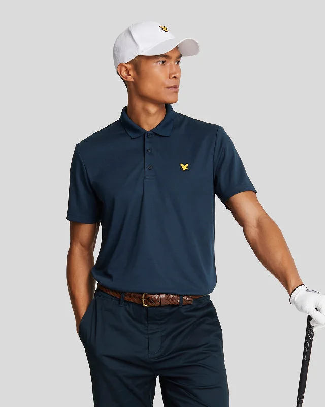 Shop the essentials – men’s wardrobe must-haves on sale.  Golf Technical Polo Shirt