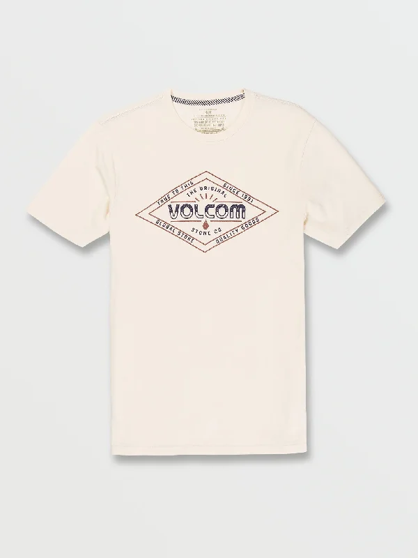 Hikendo Farm to Yarn Short Sleeve Tee - Off White