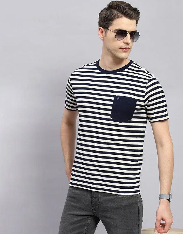Massive markdowns on clothing items you love – Hurry before they’re gone!  Men Navy Blue Stripe Polo Collar Half Sleeve T-Shirt