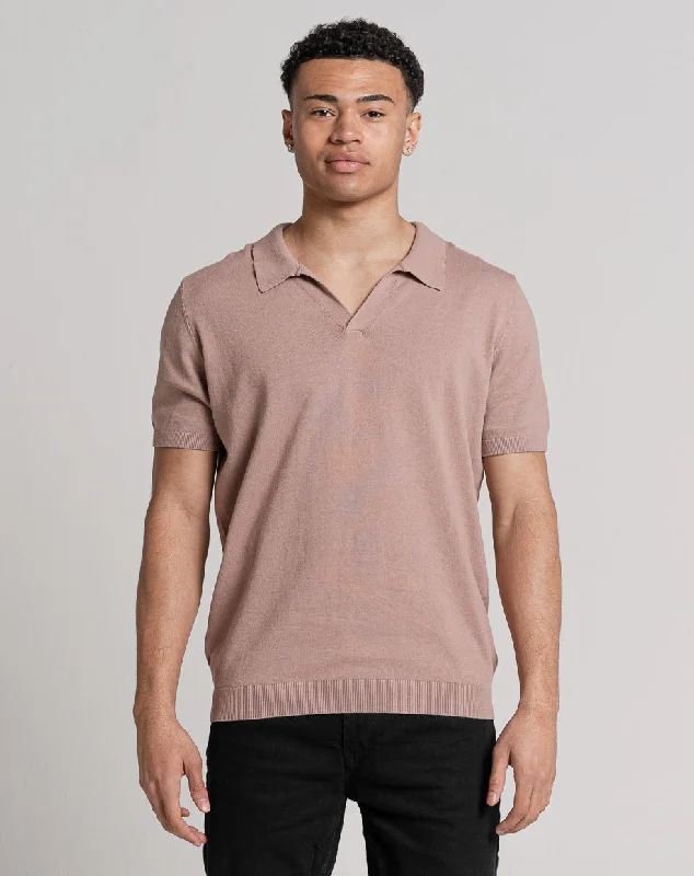 Time to shop! Men’s clothing deals you can’t resist. ESSENTIAL SHORT SLEEVE OPEN COLLAR POLO | PINK Time to shop! Men’s clothing deals you can’t resist. ESSENTIAL SHORT SLEEVE OPEN COLLAR POLO | PINK