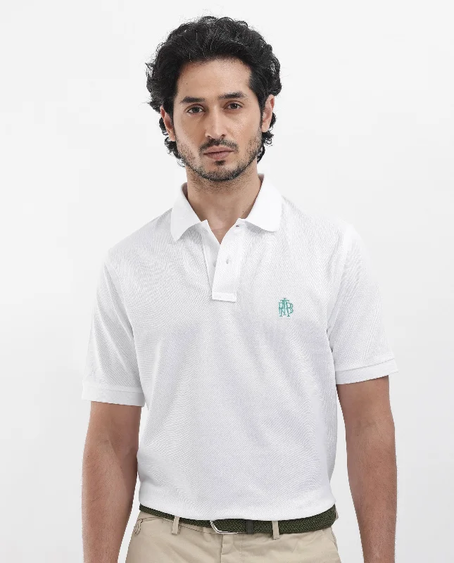 Seasonal fashion sale – Save on all your wardrobe essentials today! Rare Rabbit Mens Pareto White Cotton Short Sleeve Embroidered Logo Solid Polo T-Shirt Seasonal fashion sale – Save on all your wardrobe essentials today! Rare Rabbit Mens Pareto White Cotton Short Sleeve Embroidered Logo Solid Polo T-Shirt