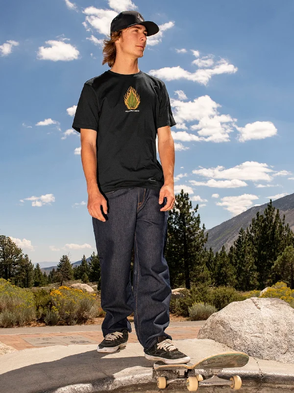 Shop new arrivals in clothing and save up to 60% off select items. Rubble Short Sleeve Tee - Black Shop new arrivals in clothing and save up to 60% off select items. Rubble Short Sleeve Tee - Black