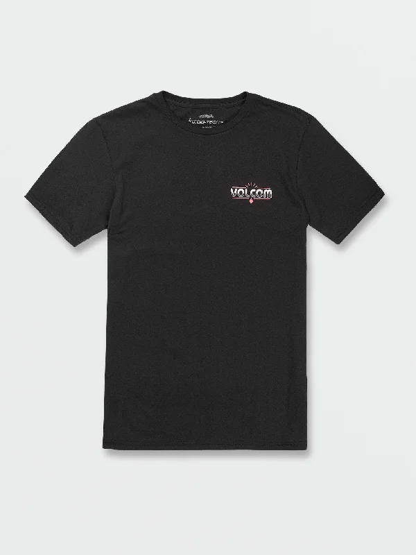 Look sharp without breaking the bank – men’s clothing sale now!  Trecker Tech Short Sleeve Tee - Black