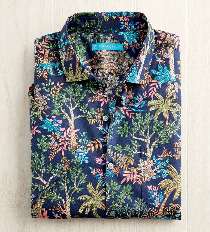 Upgrade your wardrobe with stylish clothing at discounted prices. Tori Richard Short Sleeve Tree's Company Shirt Upgrade your wardrobe with stylish clothing at discounted prices. Tori Richard Short Sleeve Tree's Company Shirt