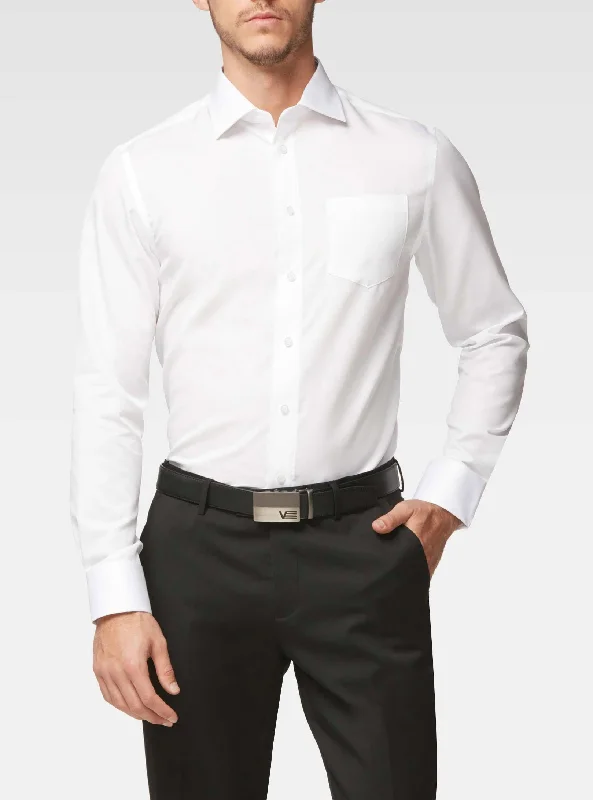 Bundle and save: Shop men’s fashion and enjoy exclusive discounts.  Semi-fitted two-tone end-on-end shirt