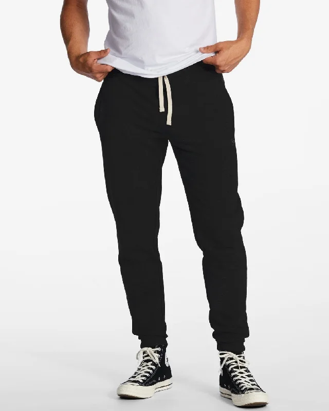 Upgrade your wardrobe with stylish clothing at discounted prices. All Day Sweatpants - Black/Black Upgrade your wardrobe with stylish clothing at discounted prices. All Day Sweatpants - Black/Black