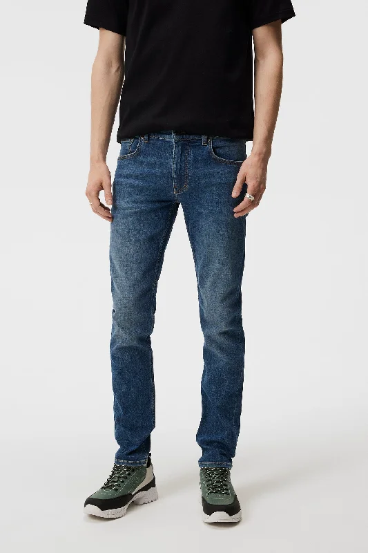 Jay Active Mid Indigo Jeans