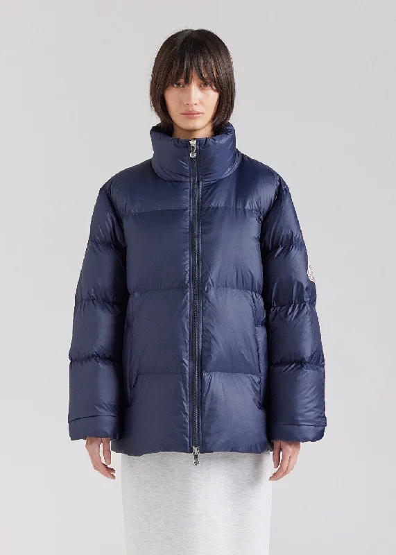 Shop online now for exclusive savings on men’s clothing. Doudoune duvet unisexe Pyrenex Shift en tissu mat Amiral Shop online now for exclusive savings on men’s clothing. Doudoune duvet unisexe Pyrenex Shift en tissu mat Amiral